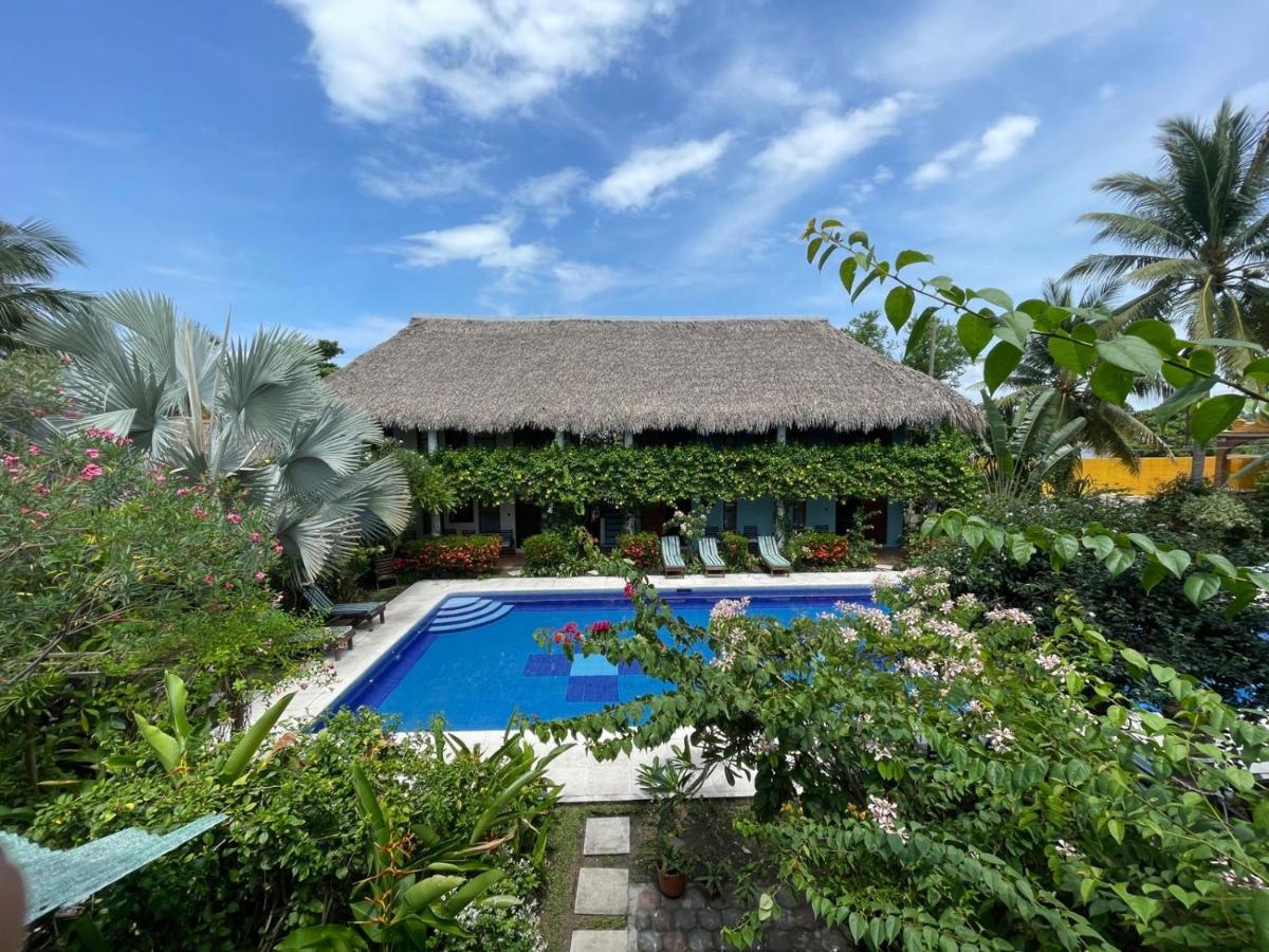 Hotel Atelie Del Mar Monterrico Exterior photo