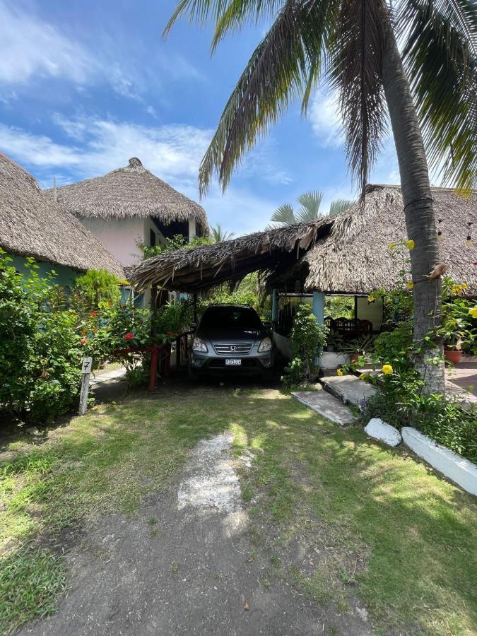 Hotel Atelie Del Mar Monterrico Exterior photo